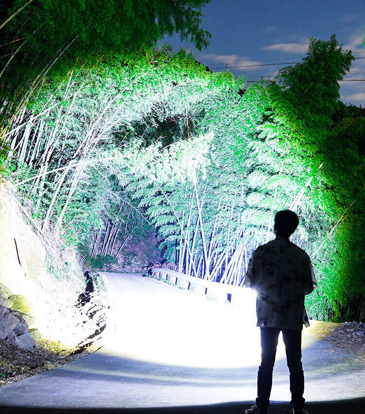 Rechargeable LED Flashlight, 8 Mode Searchlight, Spotlight, Portable, Super Bright