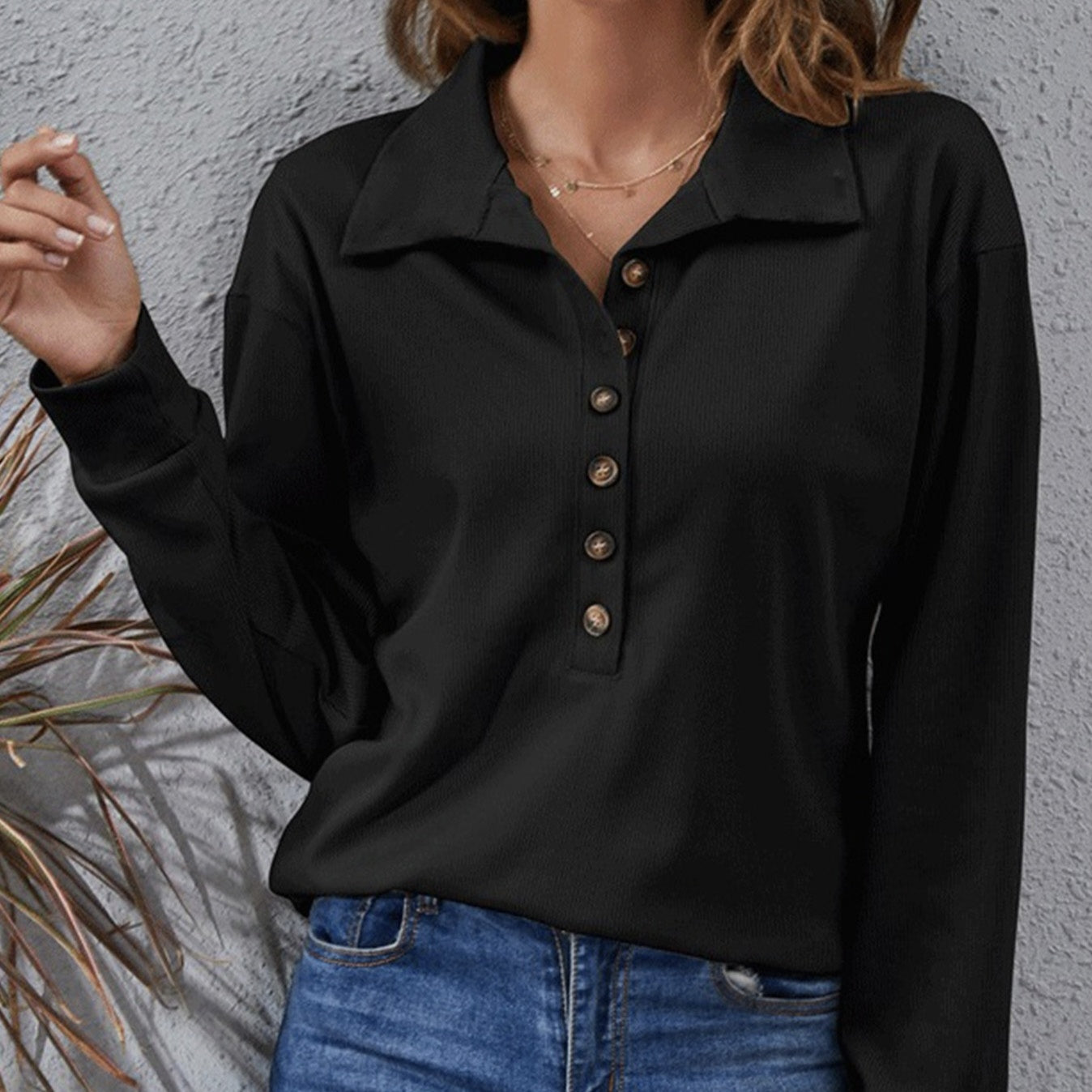 Ladies' Fashion Button Solid Color Collar Button Elegant T-shirt