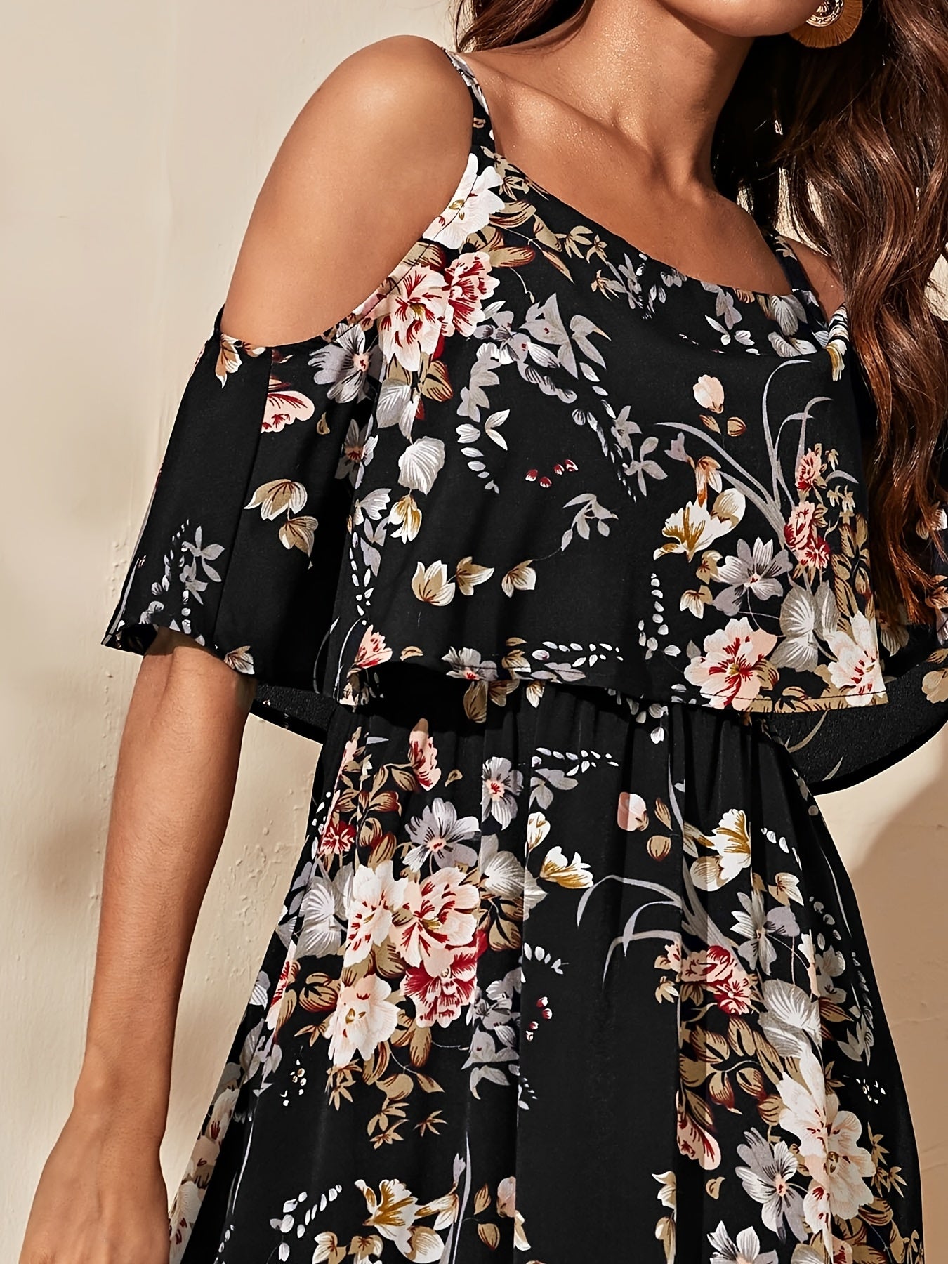 Women's Elegant Strappy Floral Print Off-the-Shoulder Maxi Dress - Stylish Summer Party DressWomen's Elegant Strappy Floral Print Off-the-Shoulder Maxi Dress - Stylish Summer Party Dress