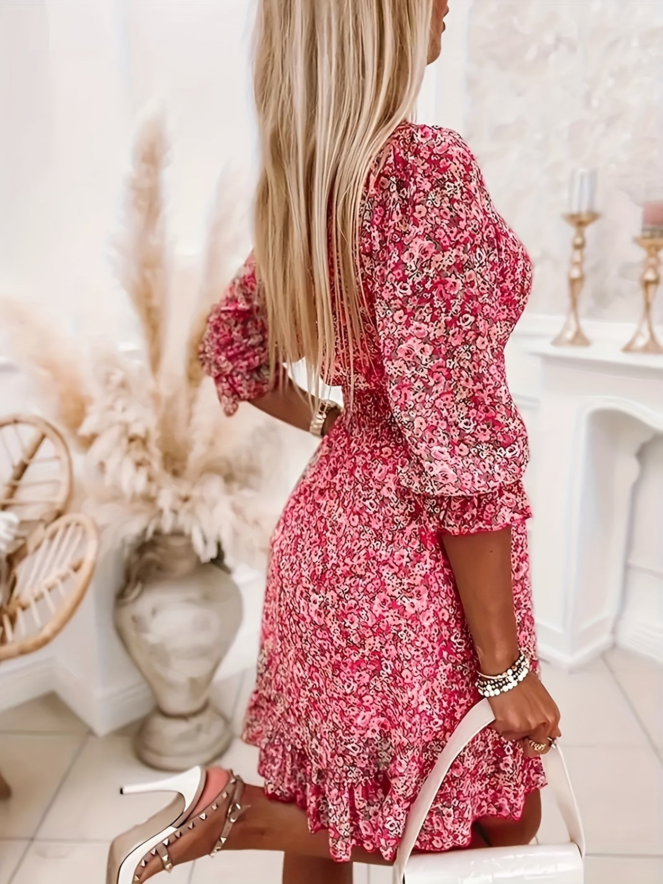 V-neck Printed Dress With Ruffled Sleeves And Waist-exquisite And Elegant Design For Women-perfect For Women's Wear In Spring And Autumn.