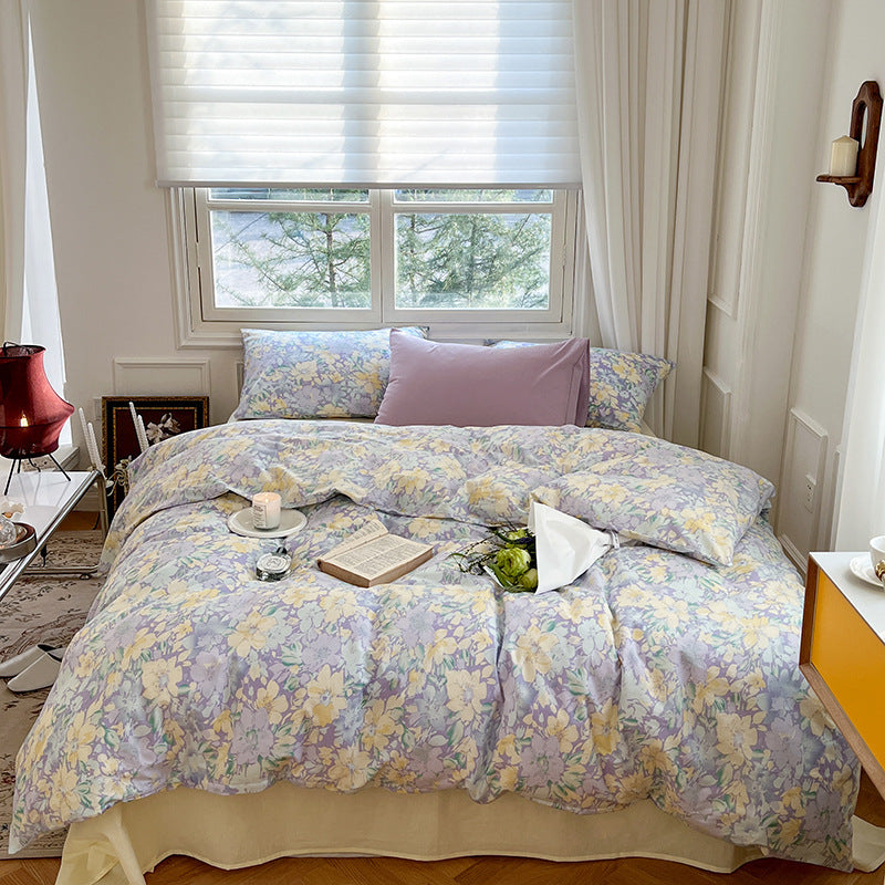 Three Or Four Piece Set Of Small Floral Bed