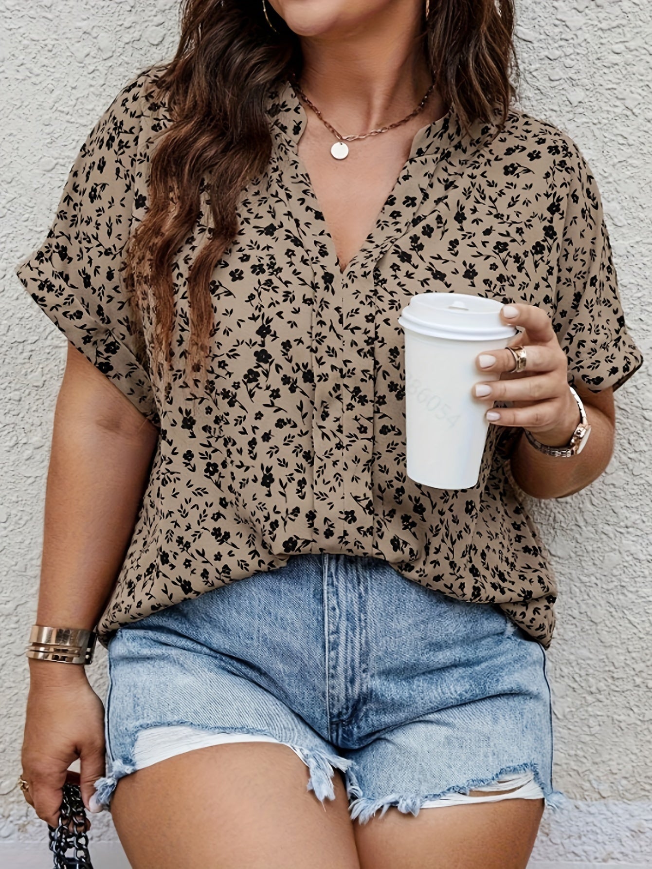 Women's Plus Size Printed Shirt - Summer Casual V-Neck Batwing Sleeve Top For Outings