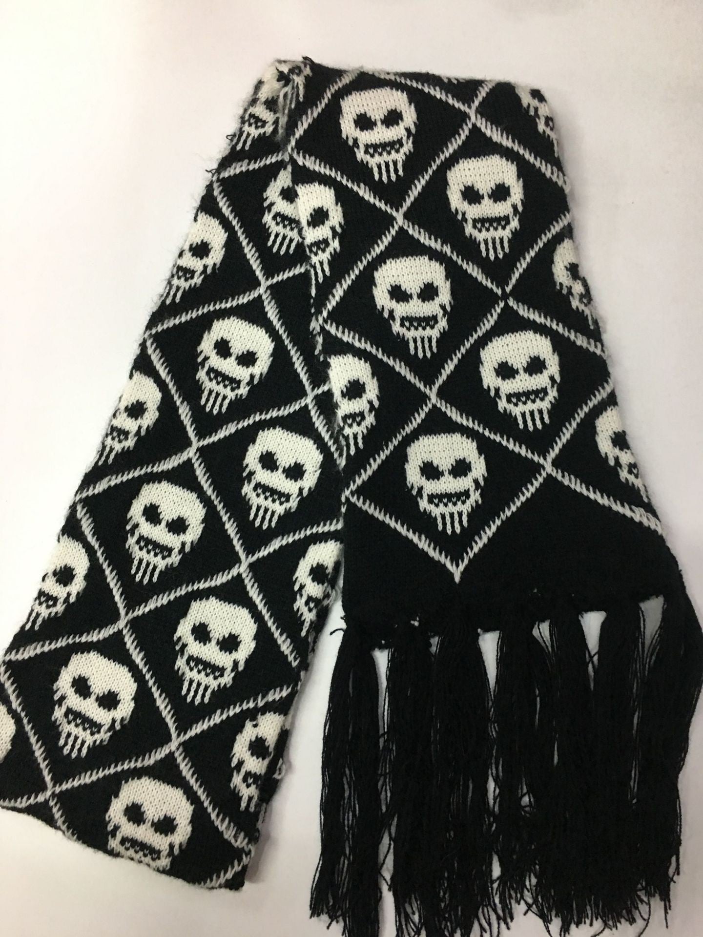 Knitted Jacquard Thickened Warm Casual Skull Scarf