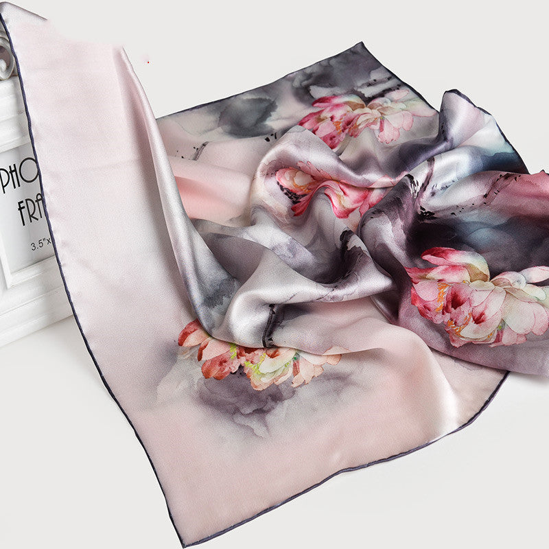 Silk Women's Square Scarf Exquisite Design Pattern Printing