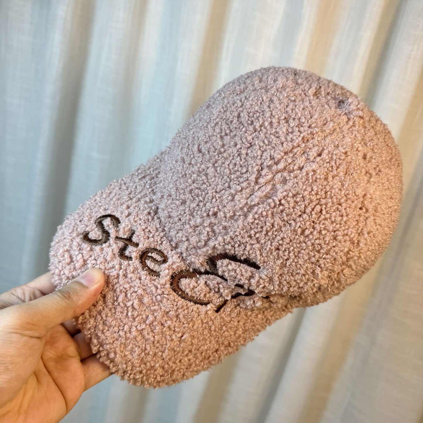 Outdoor Upgrade Warm Lamb Fur Makes Face Look Small Embroidered Letters Peaked Cap