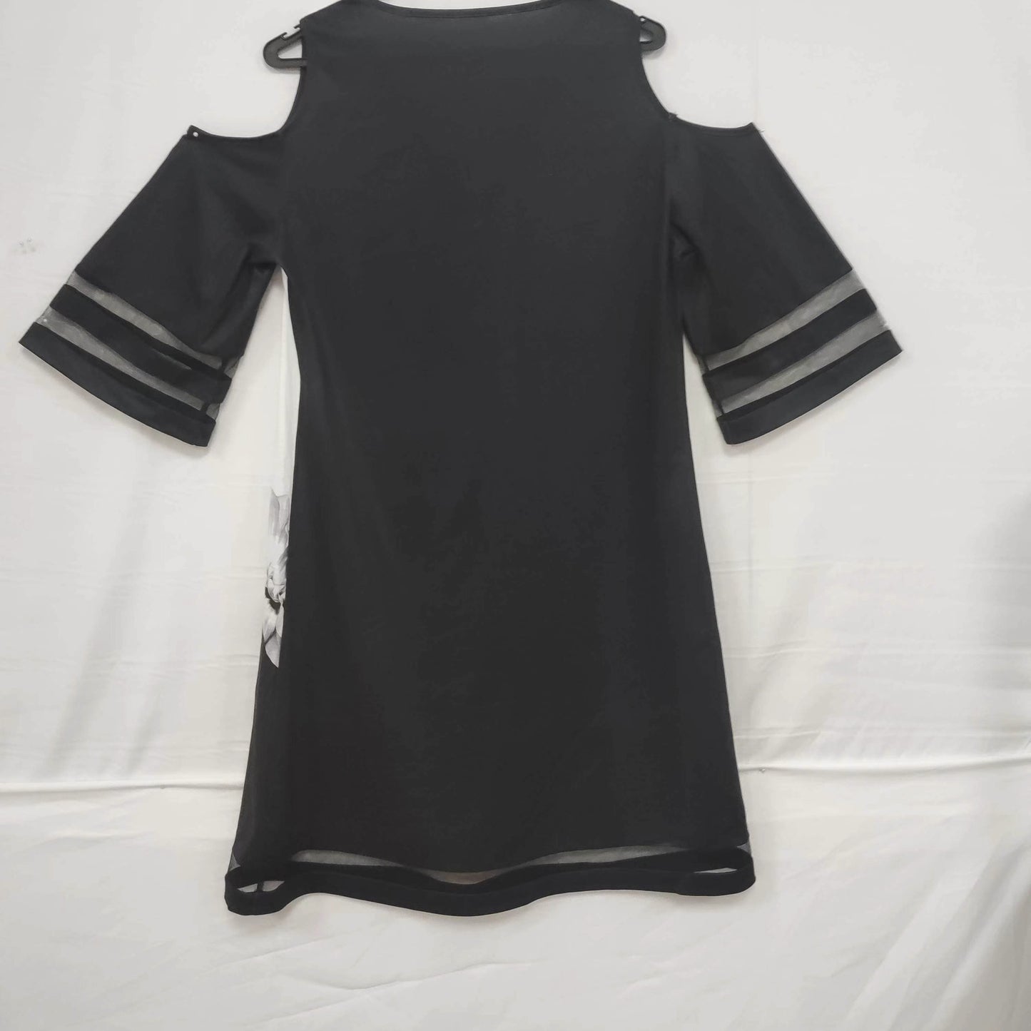 Ladies' Abstract Printed Color Blocked Off Shoulder Contrasting Mesh Casual Dress