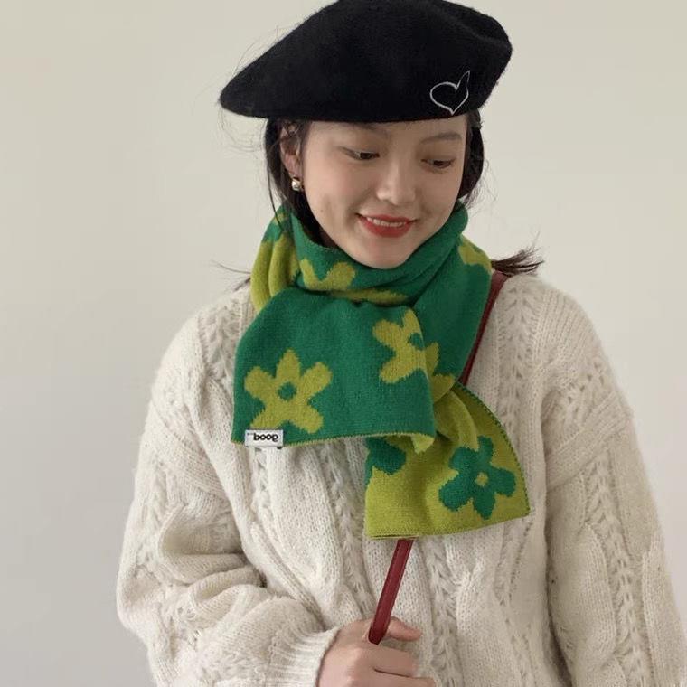 Women's Versatile Double-sided Small Flower Knitted Wool Scarf