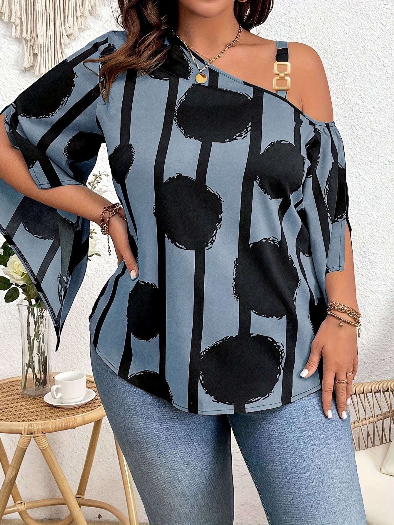 Women's Plus Size Printed Fashion Off-the-Shoulder Charming Chain Three-quarter Sleeve Blouse - Casual Top
